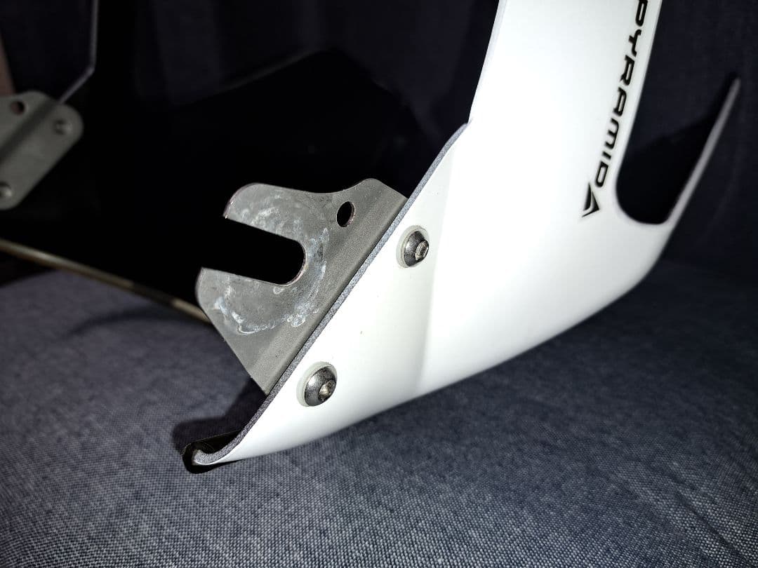 t*t様 XSR900　スクリーン　ビキニカウル