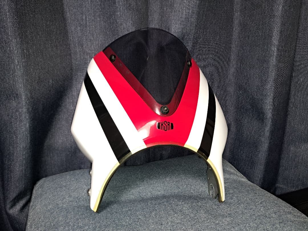 t*t様 XSR900　スクリーン　ビキニカウル