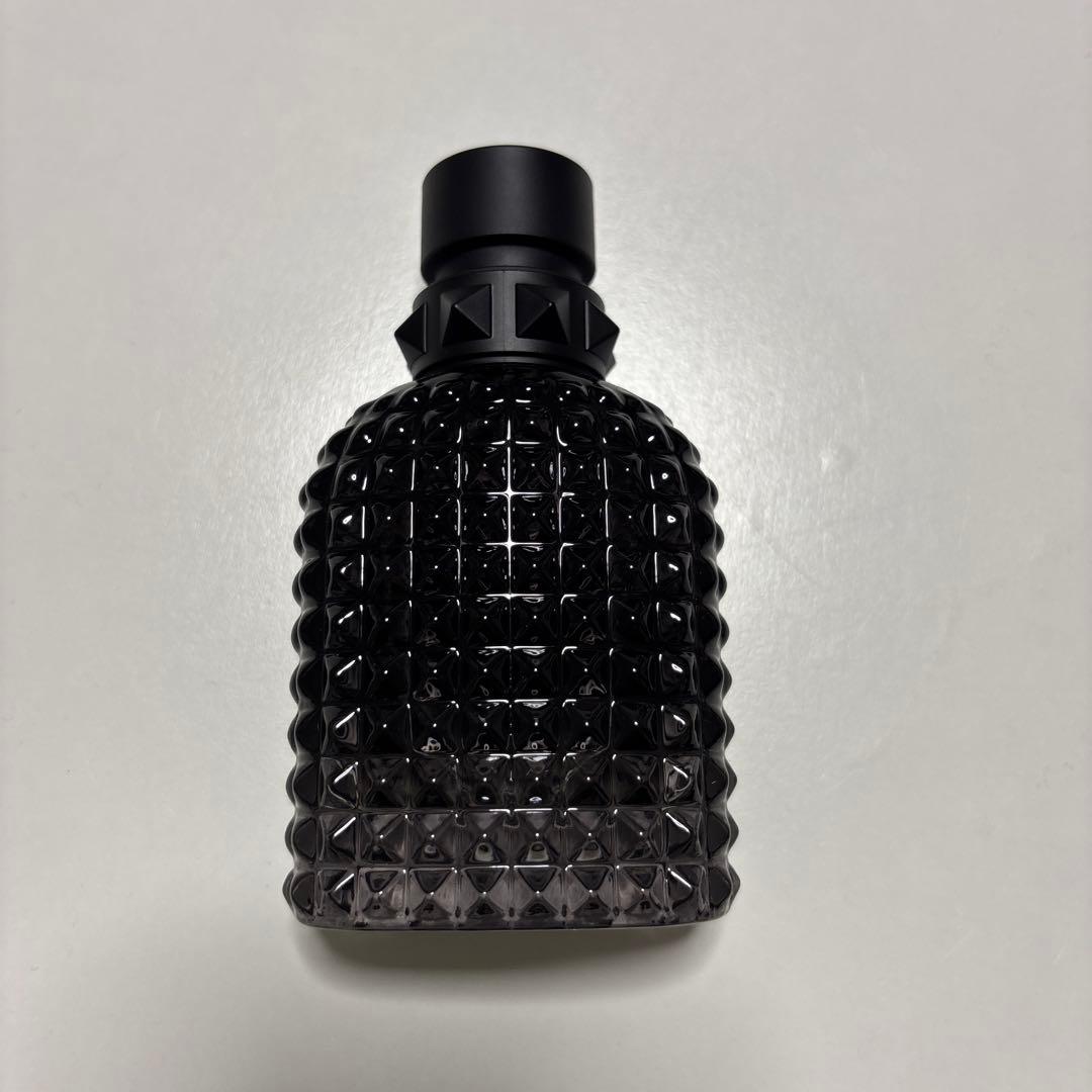 VALENTINO ブラック 香水