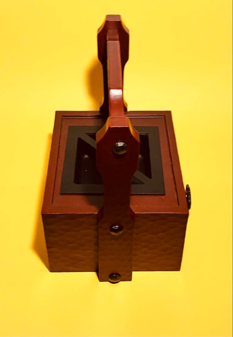 持ち手付き灰皿　昭和レトロ　木製　手提灰皿　引き出し付き　鎌倉彫り　ビンテージ