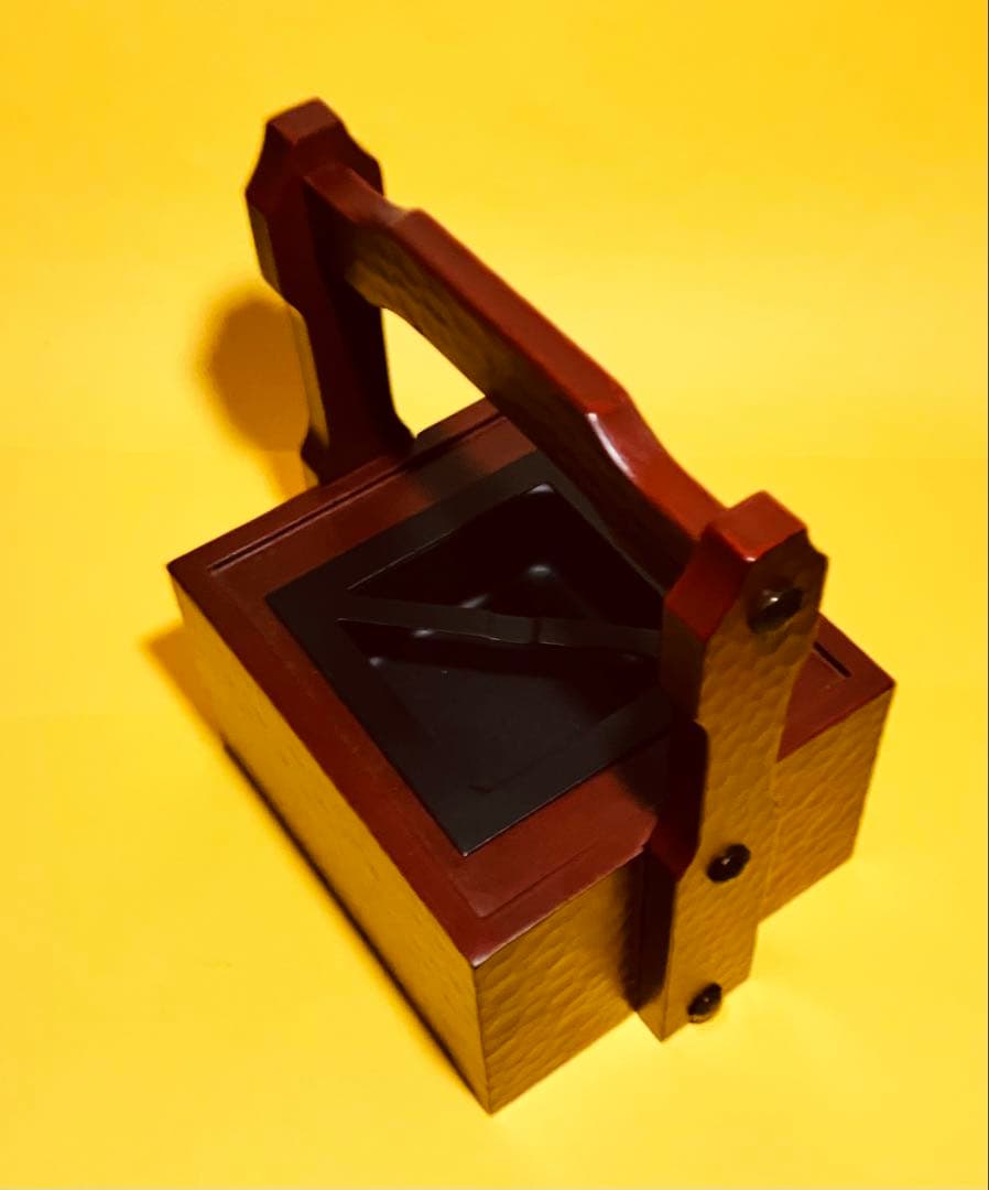 持ち手付き灰皿　昭和レトロ　木製　手提灰皿　引き出し付き　鎌倉彫り　ビンテージ