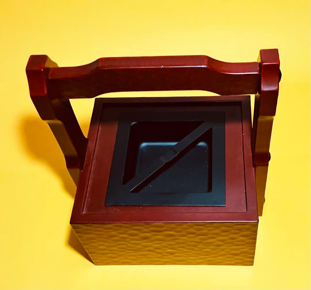 持ち手付き灰皿　昭和レトロ　木製　手提灰皿　引き出し付き　鎌倉彫り　ビンテージ