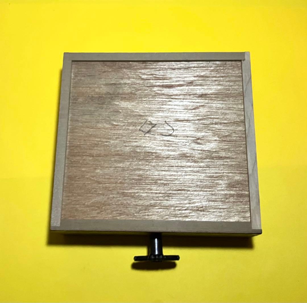 持ち手付き灰皿　昭和レトロ　木製　手提灰皿　引き出し付き　鎌倉彫り　ビンテージ