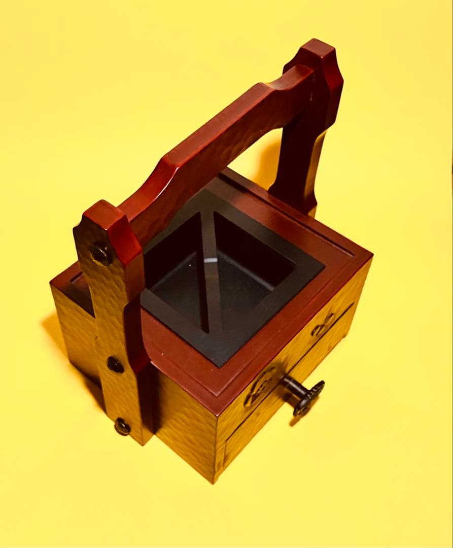 持ち手付き灰皿　昭和レトロ　木製　手提灰皿　引き出し付き　鎌倉彫り　ビンテージ