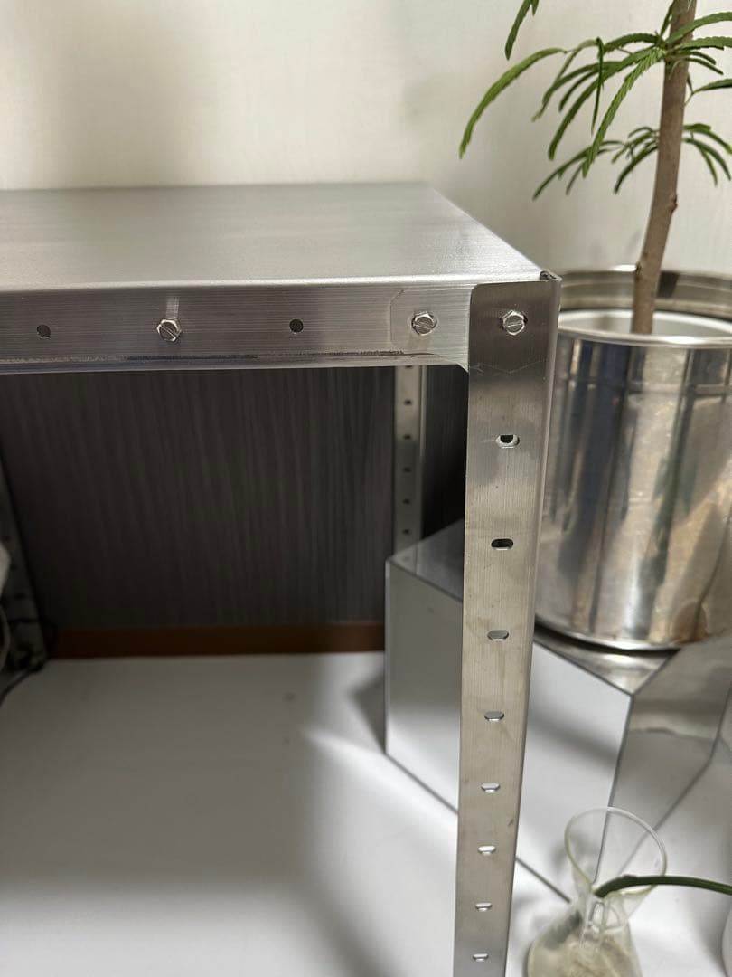 MILLS ステンレス製 テーブル