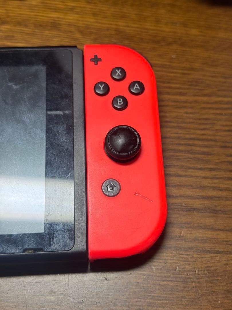 画面割れ ジャンクNintendo Switch 本体 青/赤 ジョイコン付き