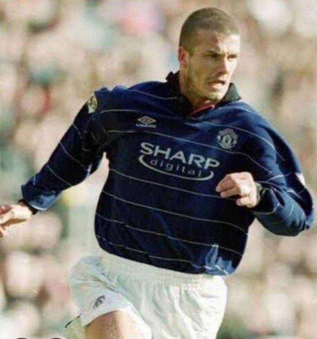 99-00マンチェスター　ユナイテッド Lサイズ　3rd デッドストック　半袖