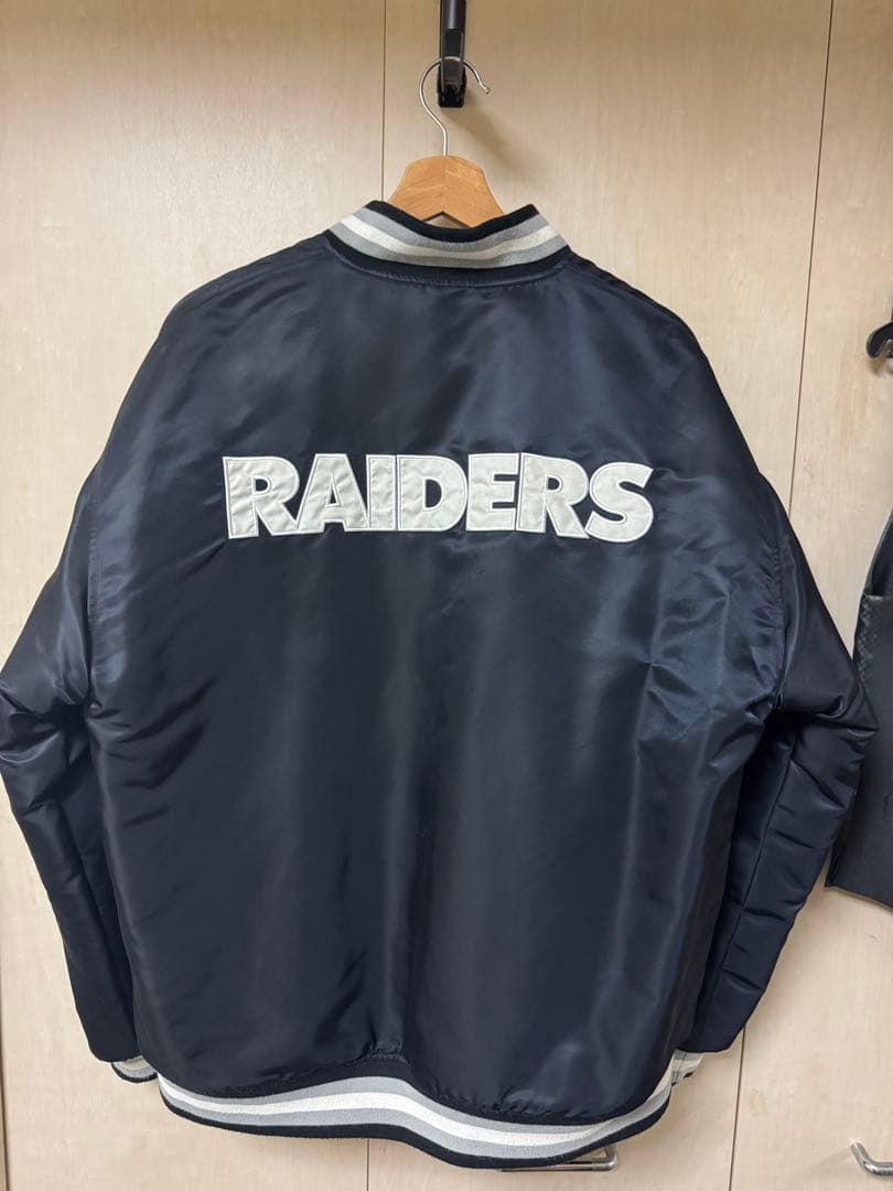 Raiders Champion レイダース チャンピオン スタジャン Bboy