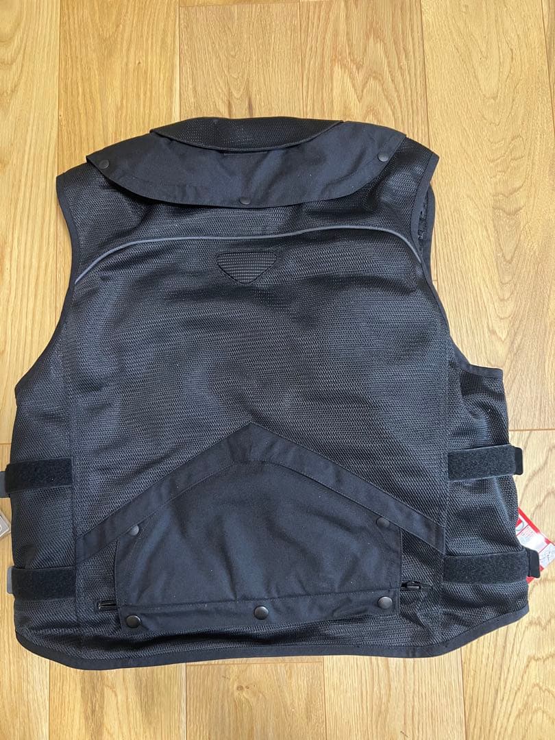 hit-air 着用するエアーバッグ　衝撃緩和保護システム