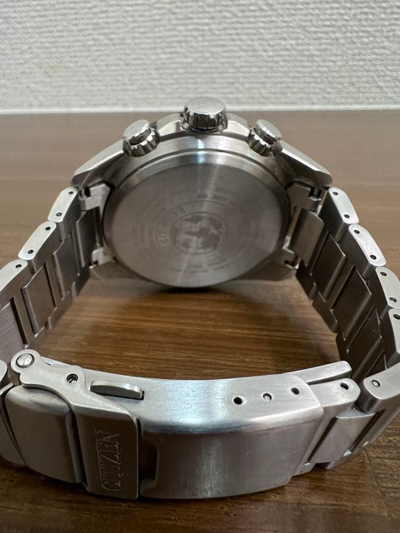 CITIZEN エコドライブ クロノグラフ E660-R013700