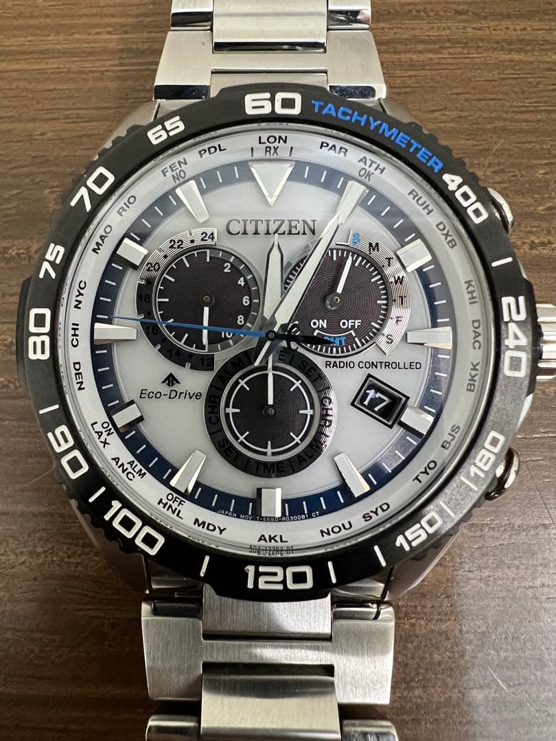 CITIZEN エコドライブ クロノグラフ E660-R013700