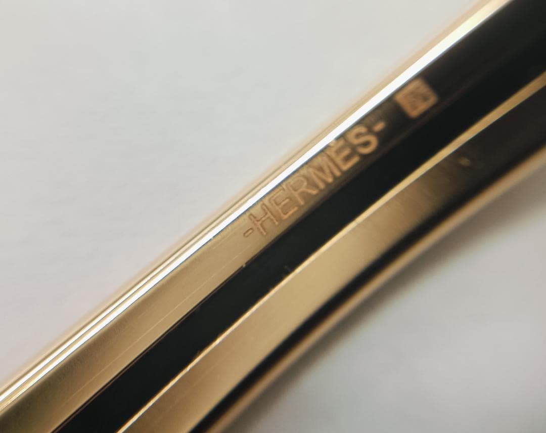 ★未使用品★ HERMES　エルメス　エナメルブレスレット 《ユニ》 サーブル