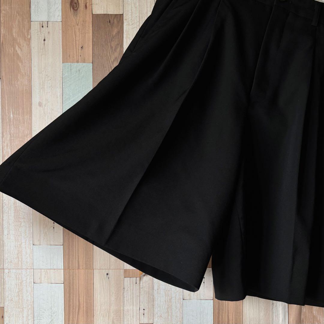 【美品】COMME des GARÇONS 2タック ワイドショーツ 袴 W31