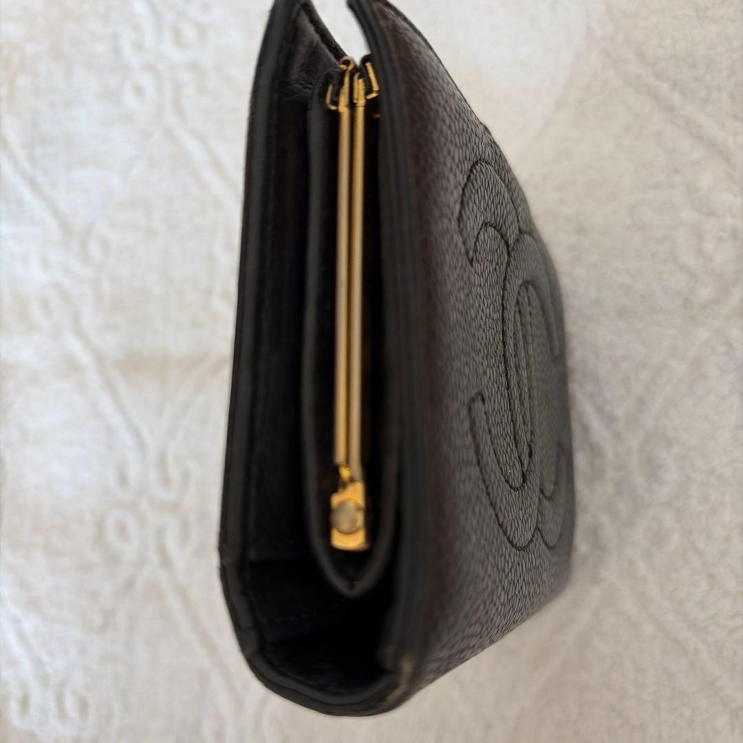 CHANEL キャビアスキンブラックレザー 二つ折り財布
