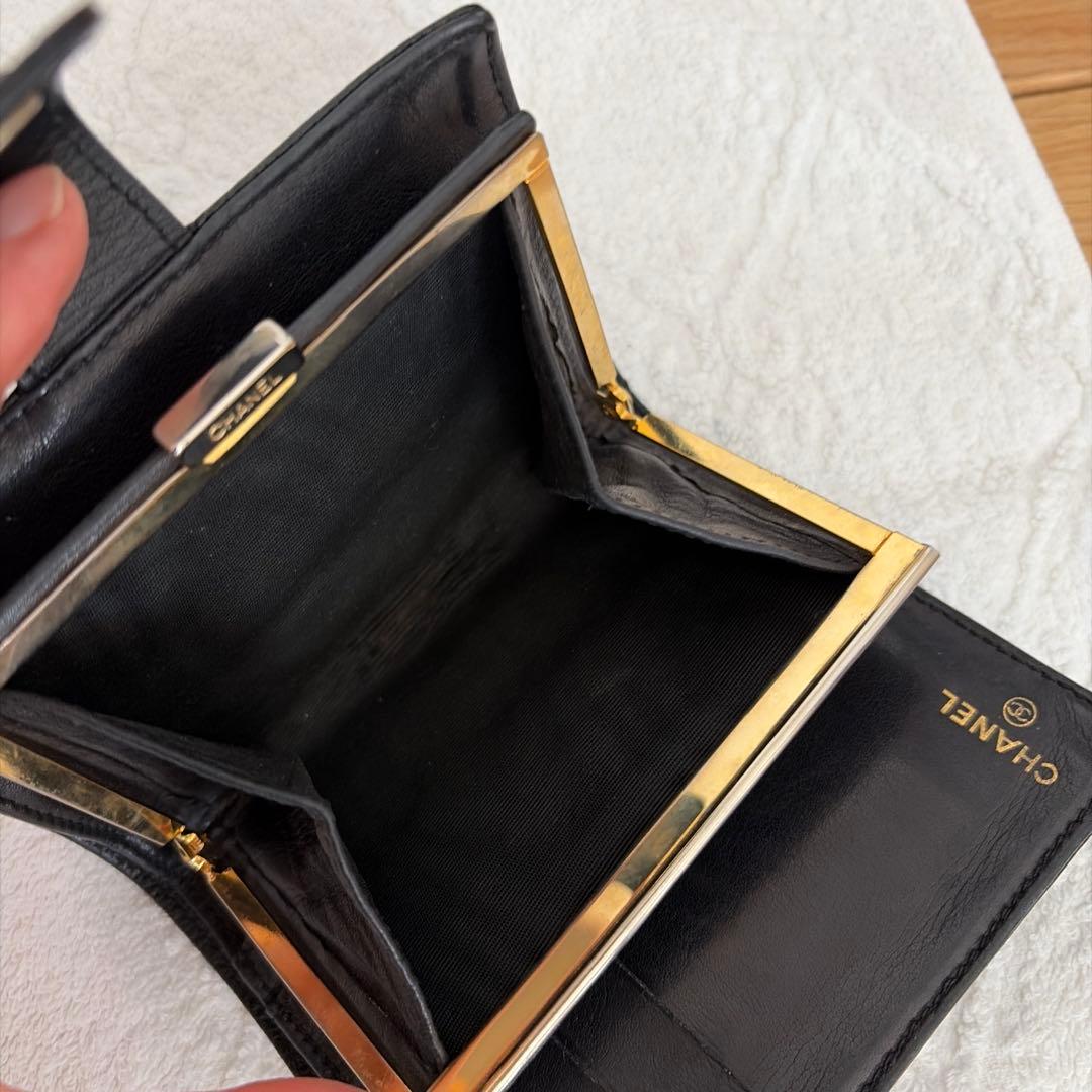 CHANEL キャビアスキンブラックレザー 二つ折り財布