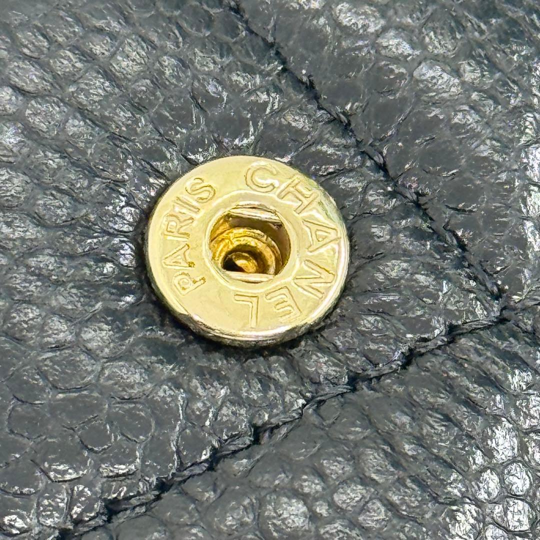 シャネル iPhone15Pro/14Pro/13Pro スマホケース 0695