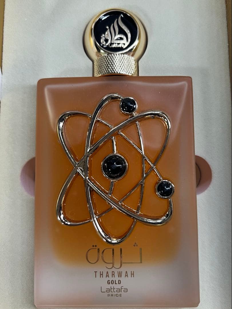 最終値下げ★新品未使用★ Lattafa Tharwah Gold 香水