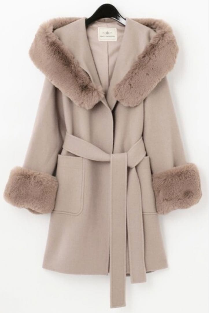 【未使用】グレースコンチネンタル/リバーガウンフードコート/ファー/ベルト付/M