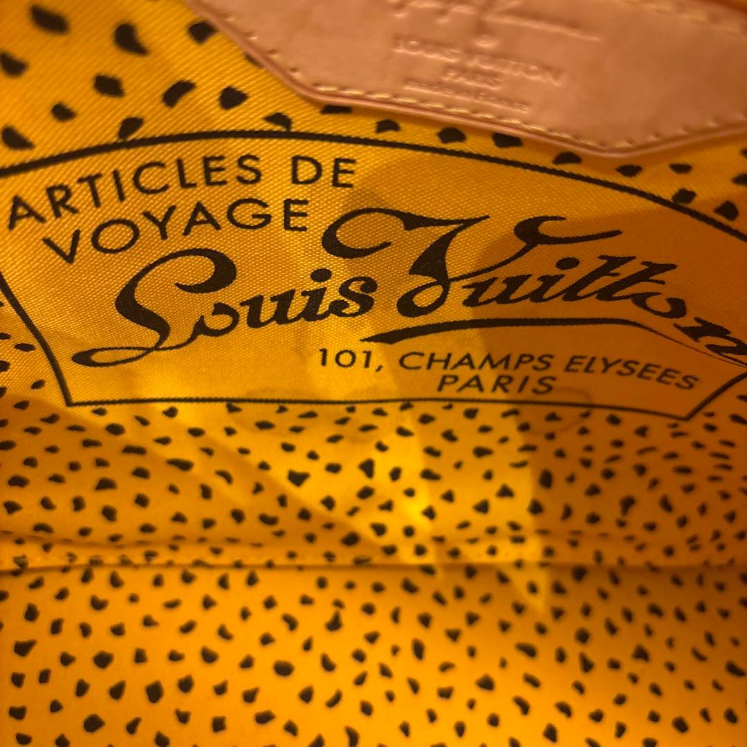 Louis Vuitton （ルイヴィトン） 草間彌生