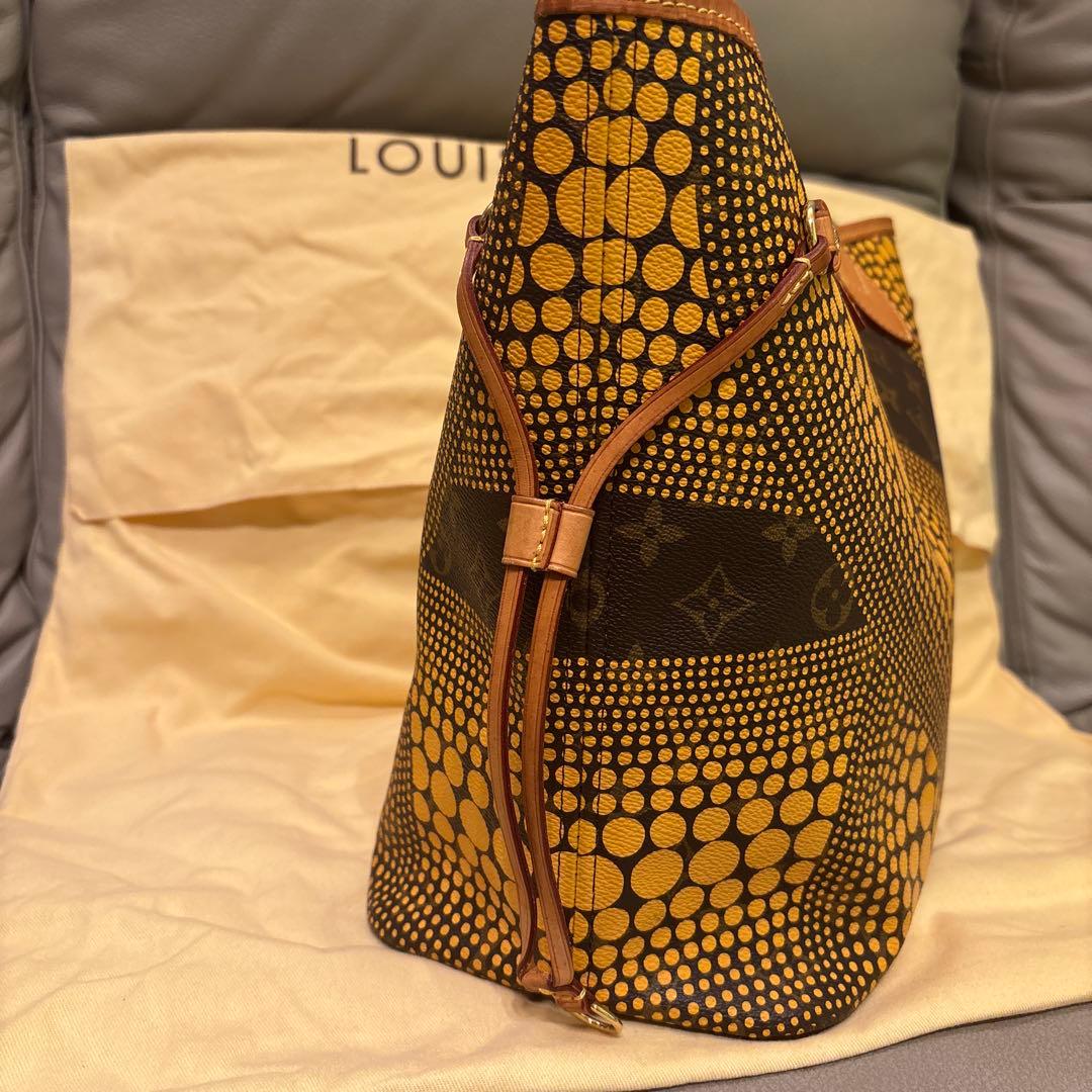 Louis Vuitton （ルイヴィトン） 草間彌生