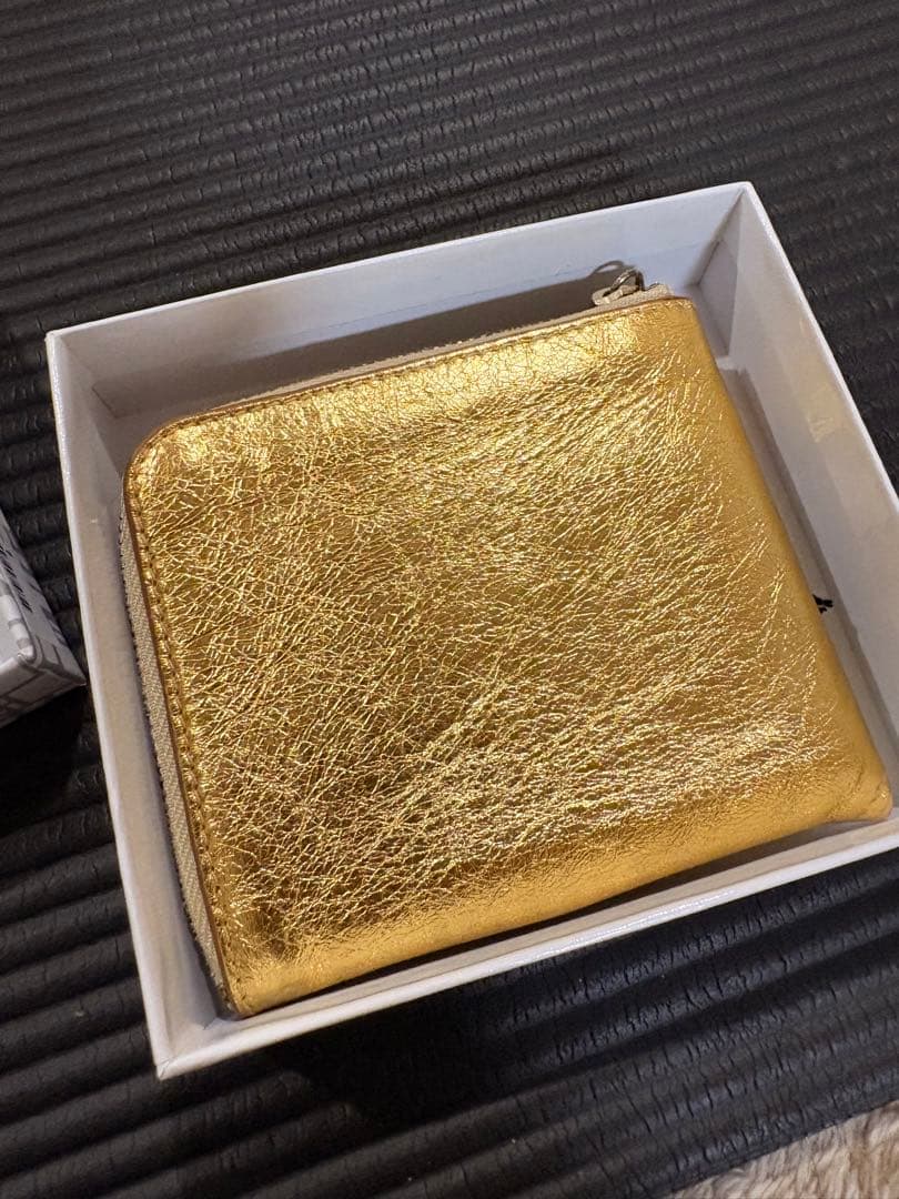 Comme des Garçons ゴールドケース SA3100G