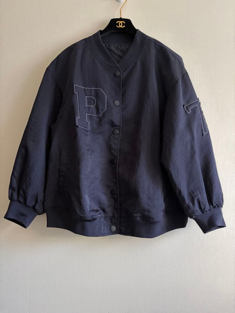 【新品未使用】 person's ぷっくりロゴライト　スタジャン　ネイビー　Ｓ