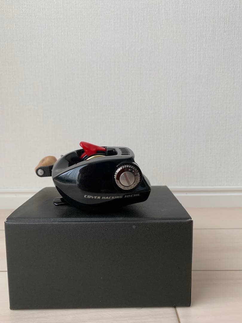 美品　Megabass Orochi 左巻きリール 6.3：1