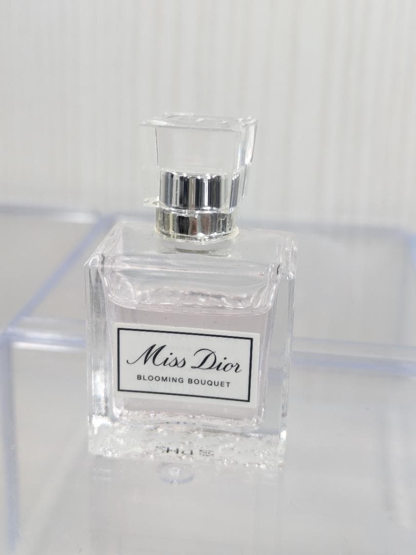ミスディオール　ブルーミングブーケ　オードトワレ　100ml　ミニ香水とセット