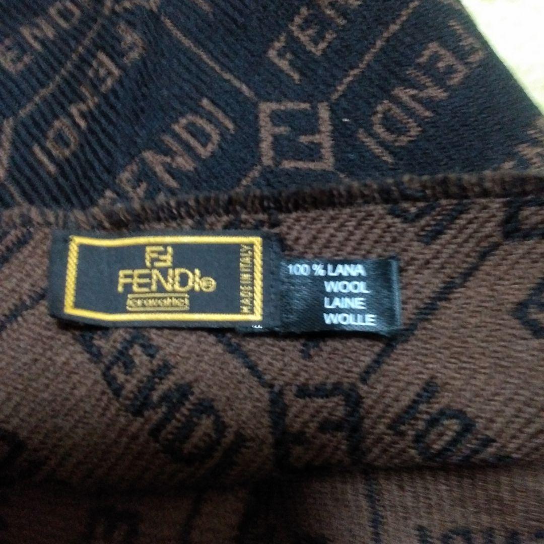 FENDIマフラー　イタリア製　ウール