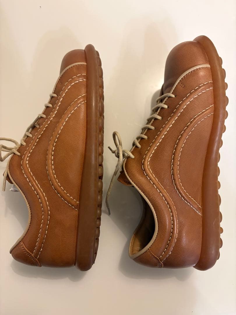 美品CAMPER Pelotas Ariel カンペールレザースニーカー24㌢