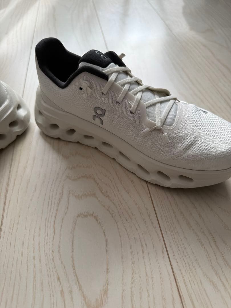 【新品未使用】On Cloudtilt Pearl | Ice 22.5㎝