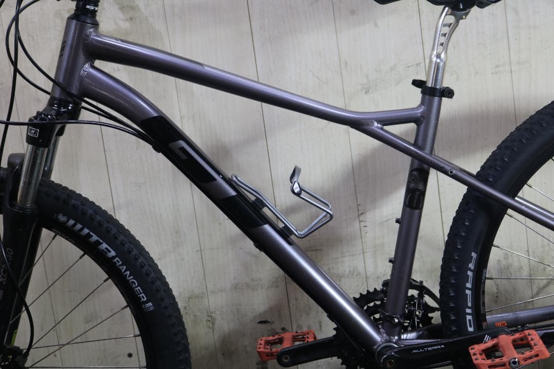 GTアグレッサー27.5型 アルミ 24速 425mm 油圧式ディスクMTB