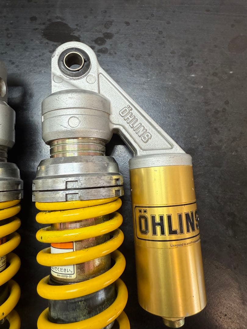 オーリンズリアサス　 XJR400 vmax1200にて使用