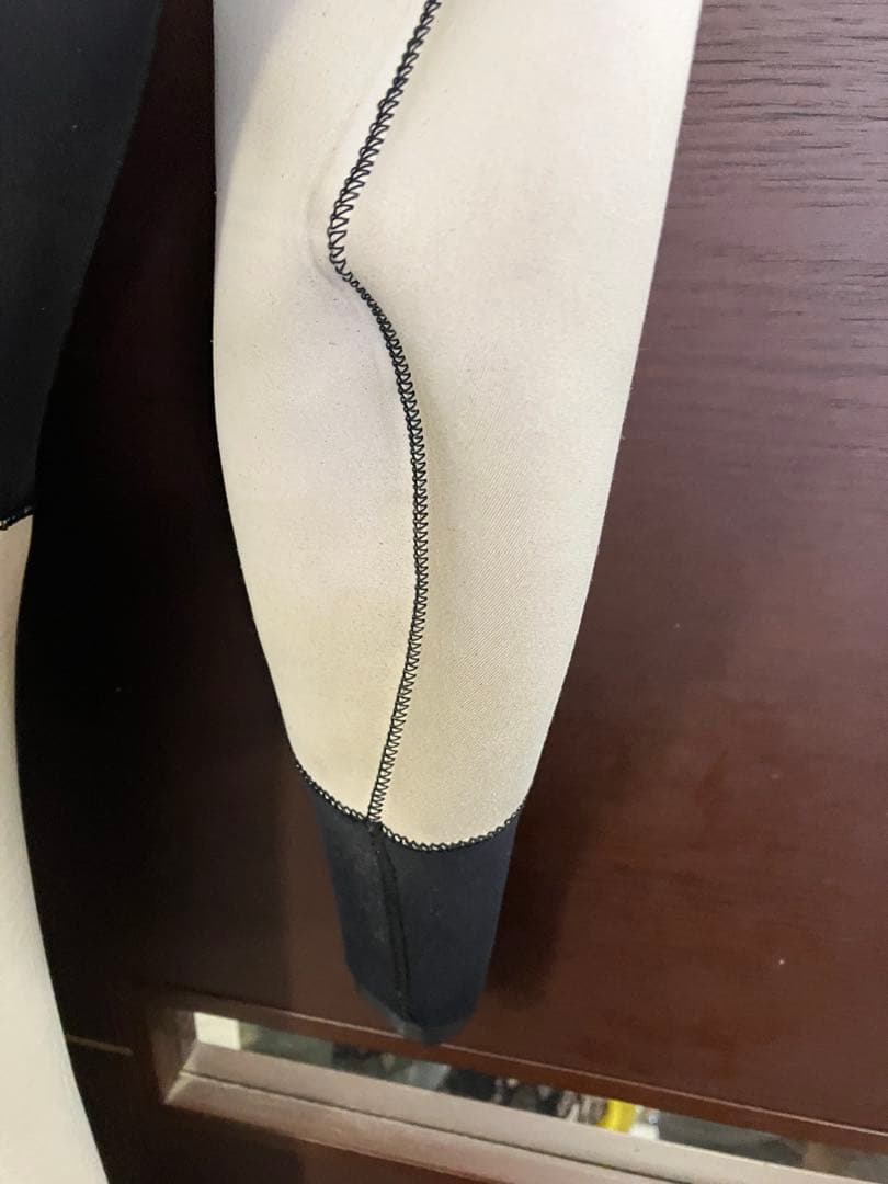 ネックイン　フルスーツ　メンズ　コーディアル