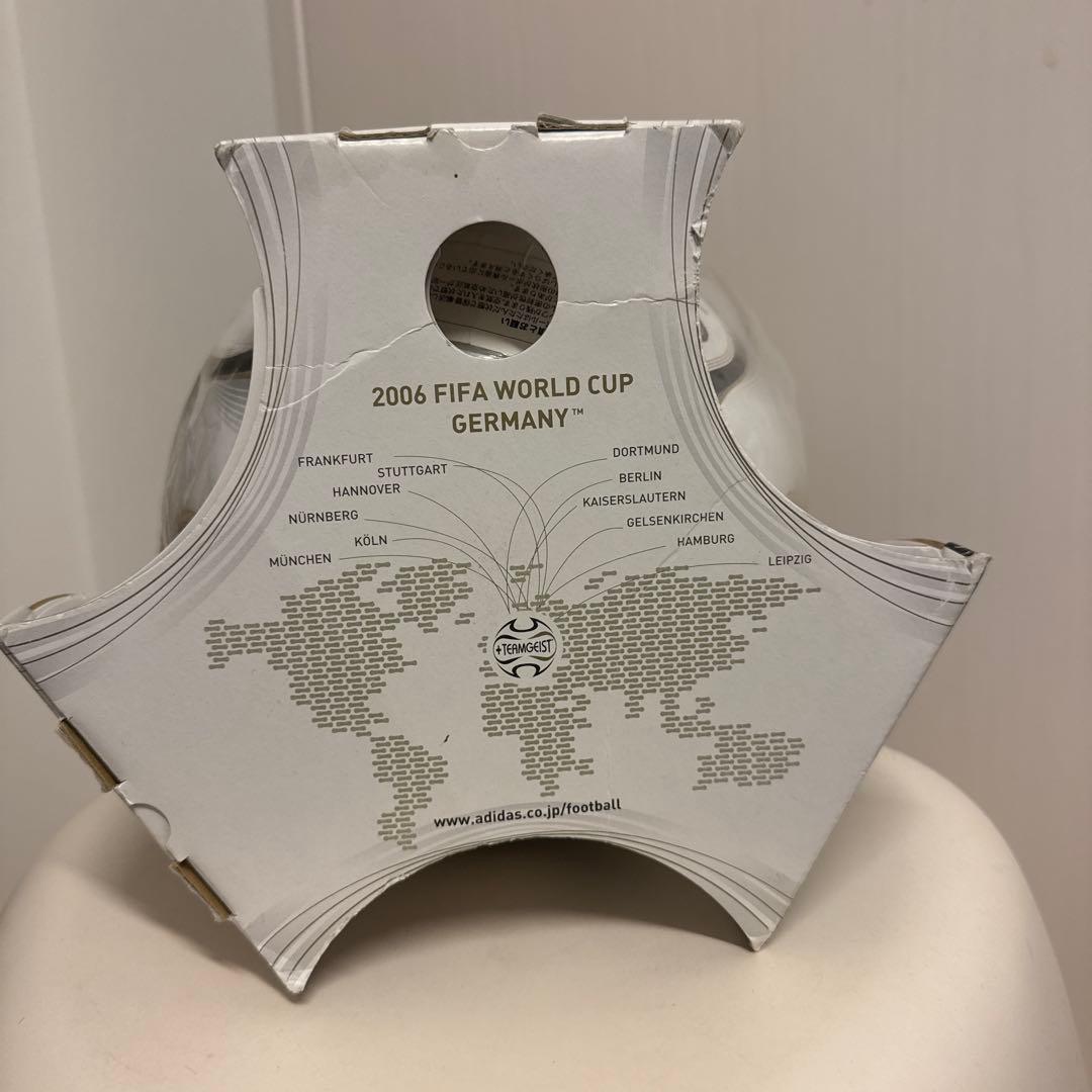 ま*ん様 激レア　2006年 ドイツ ワールドカップ公式試合球 チームガイスト