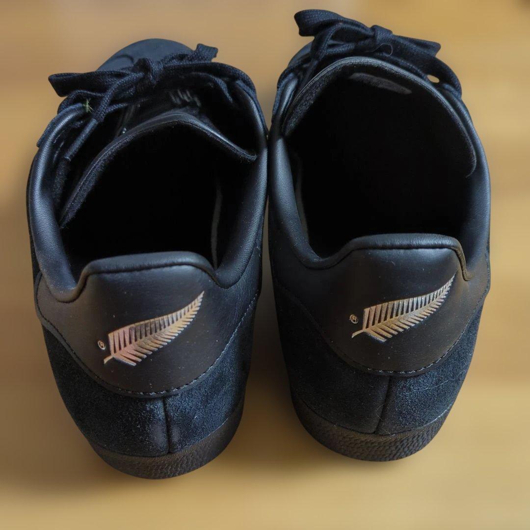 adidas Gazelle ブラック スニーカー　オールブラックス　ガゼル