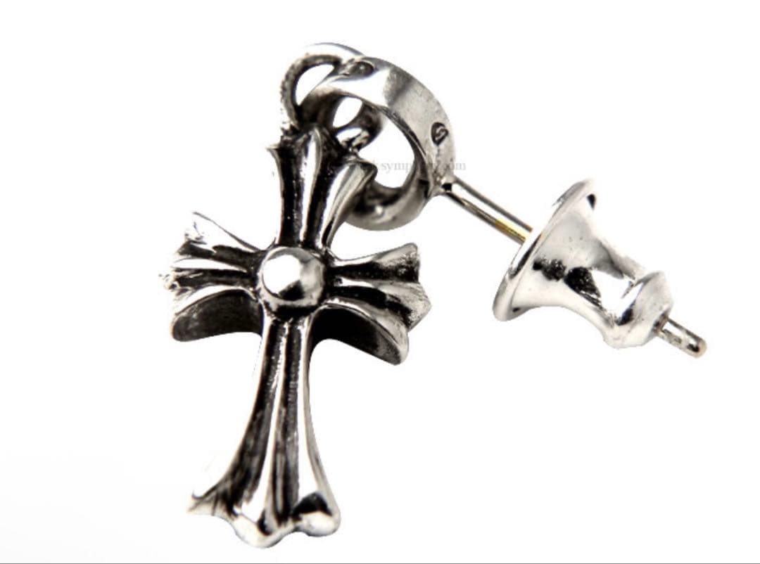 新品未使用！クロムハーツ　CHクロスベビーファットドロップイヤリング　ピアス