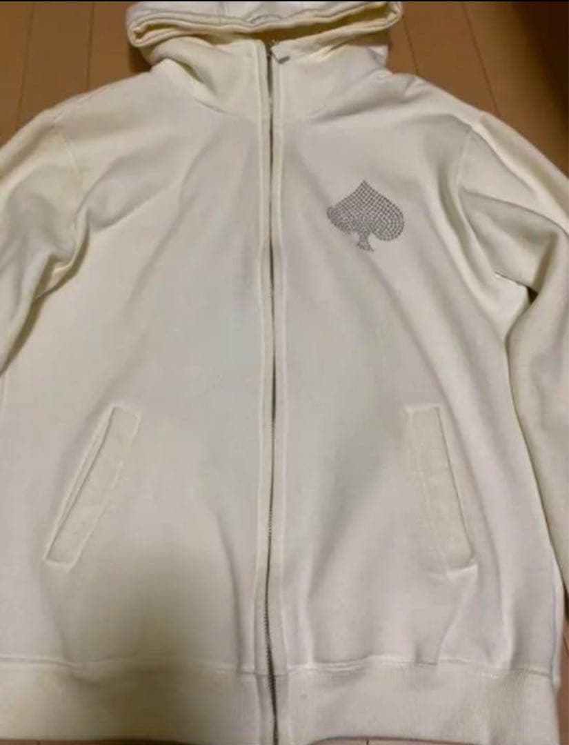 2NE1 YG Family ConcertパーカーとSeoulコンサートDVD