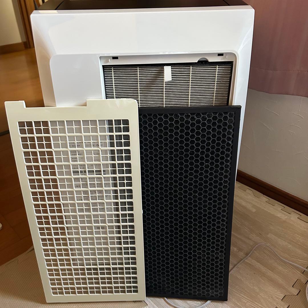 シャープ 空気清浄機　除湿機　加湿器　KC-HD70-W 本日限定値下げ価格