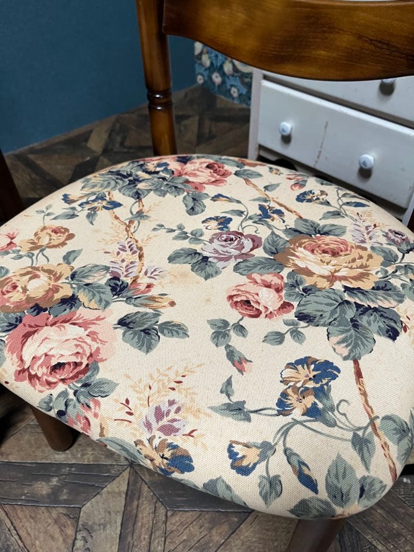 カリモク ダイニングチェア ② 花柄 椅子 セット インテリア 昭和レトロ