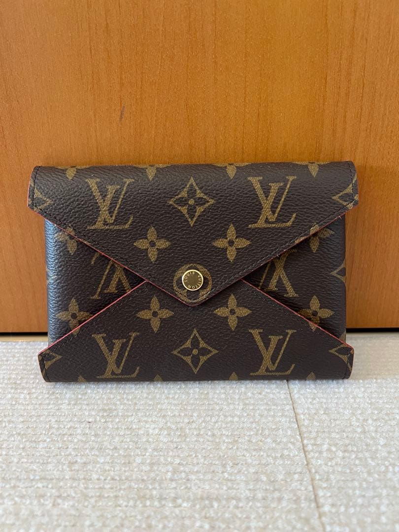 ルイ・ヴィトンのポシェット・キリガミ　セット販売