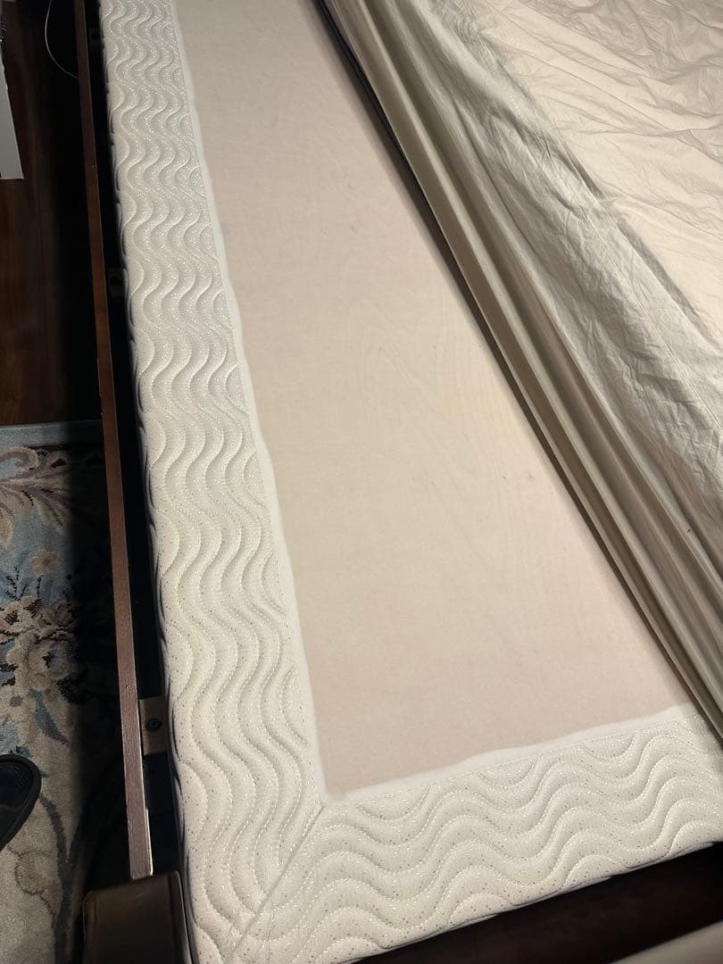 [直接取引8/29]最終値下げ木製クイーンベッドフレーム