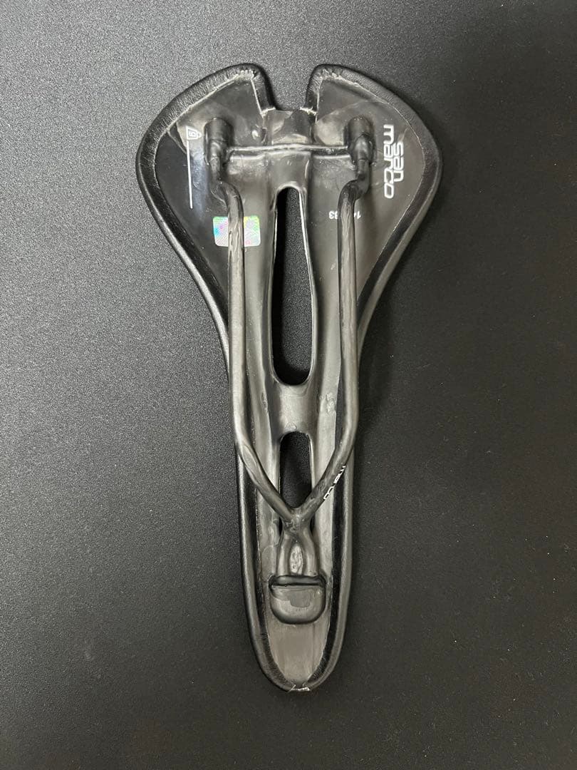 セラ サンマルコ カーボン サドル 新品