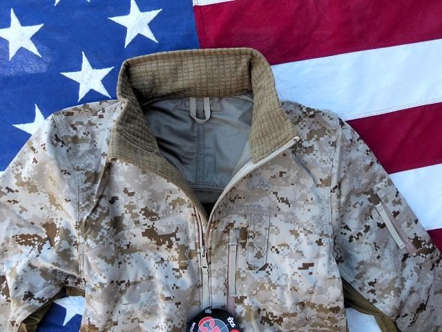 米軍実物　USMC　180S コンバットデザートジャケット S　マーパット　10