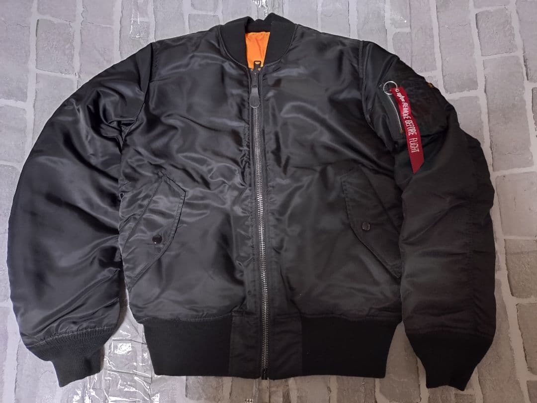 【美品】【アルファ】【Lサイズ】【MA-1】【人気ブラック】【フライト】【短丈】