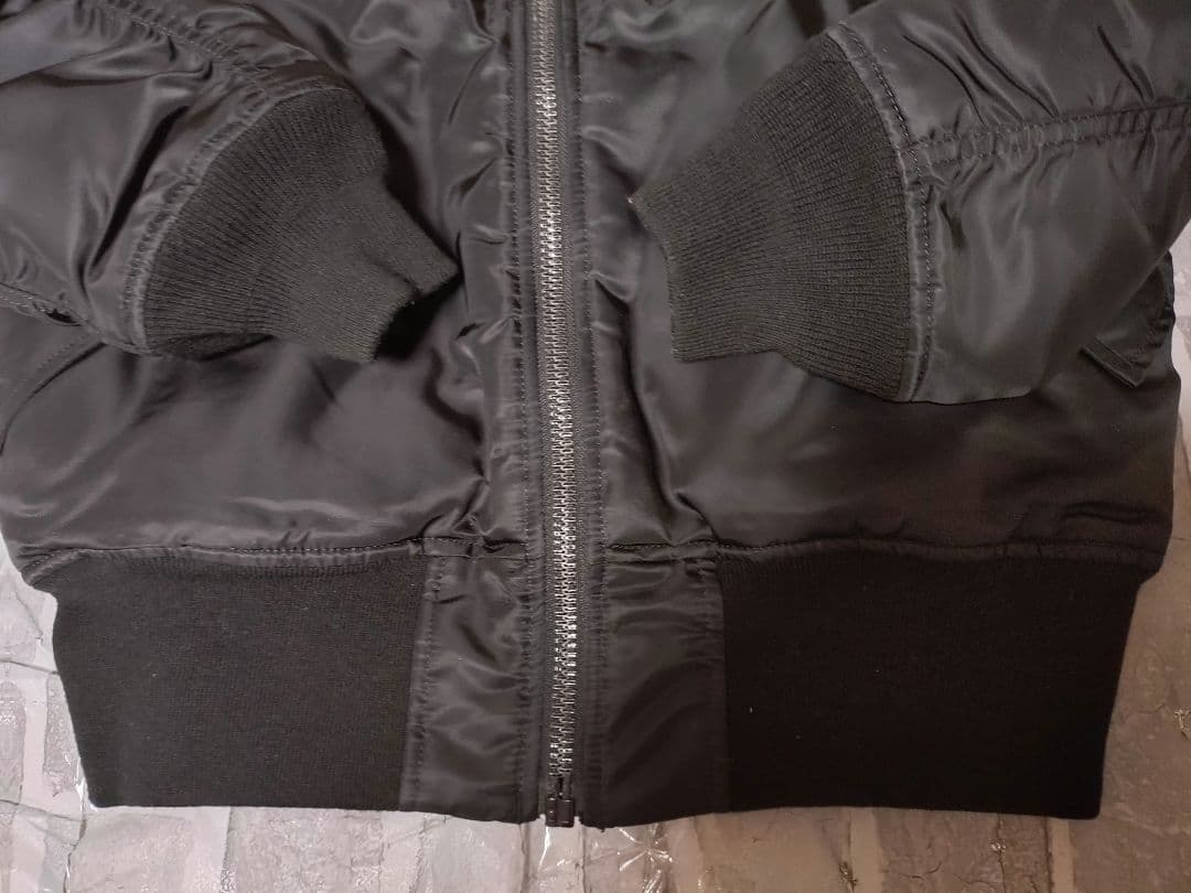 【美品】【アルファ】【Lサイズ】【MA-1】【人気ブラック】【フライト】【短丈】