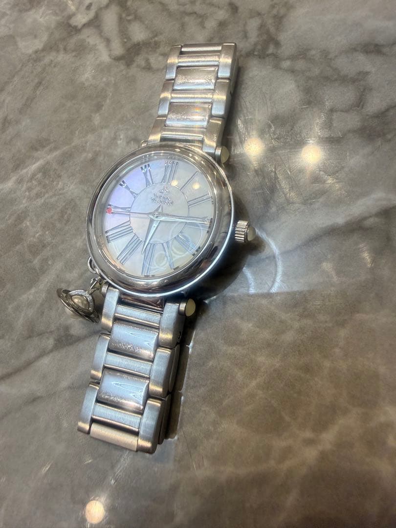 Vivienne Westwood シルバー腕時計