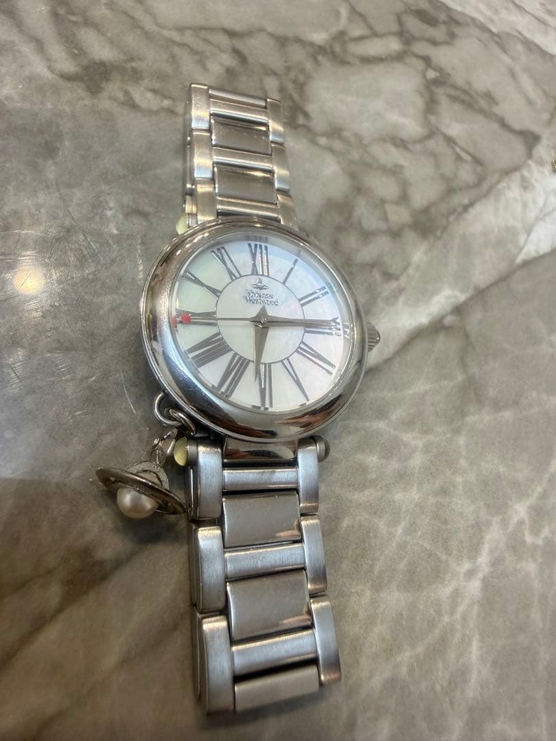 Vivienne Westwood シルバー腕時計