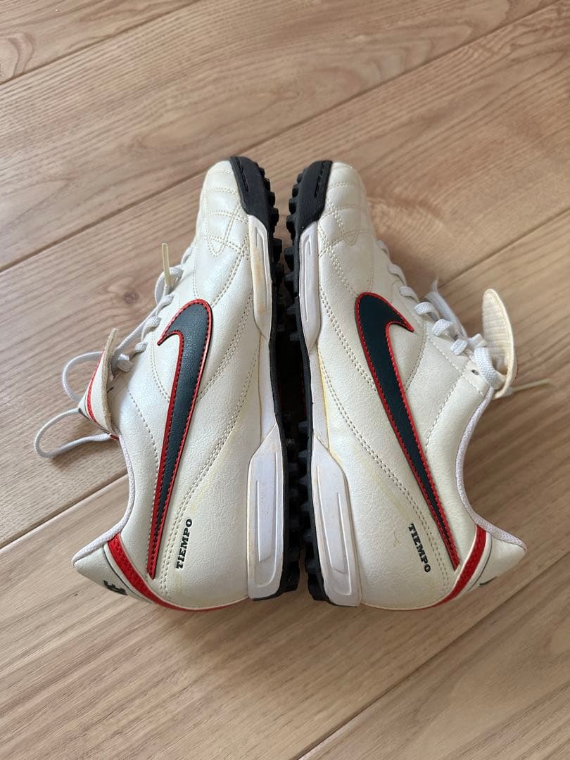 ナイキ ティエンポ ナチュラル III TF(ホワイト×ネイビー)