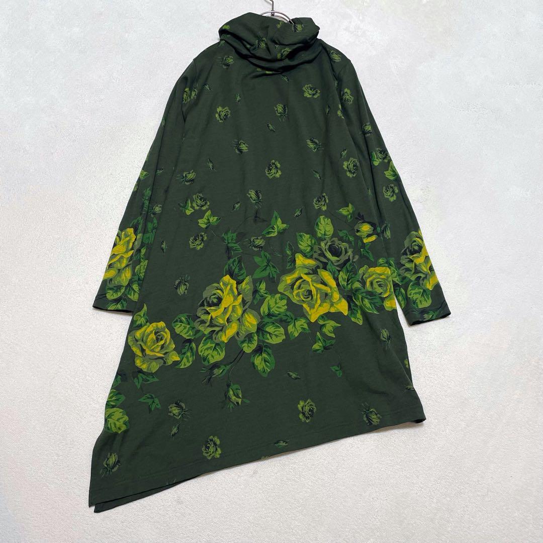 トクコプルミエヴォル タートルネック フレアワンピース アシンメトリー スリット